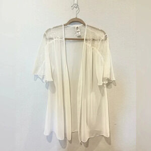 Jonquil Vintage White Lace Peignoir Robe